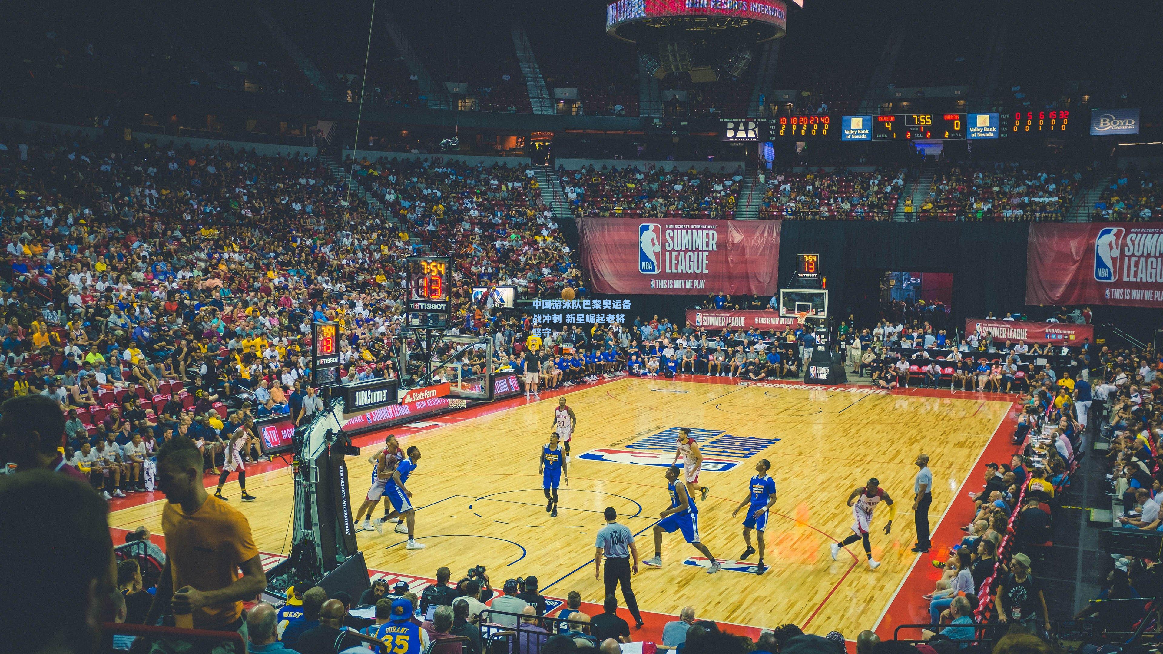 中国游泳队巴黎奥运备战冲刺 新星崛起老将坚守